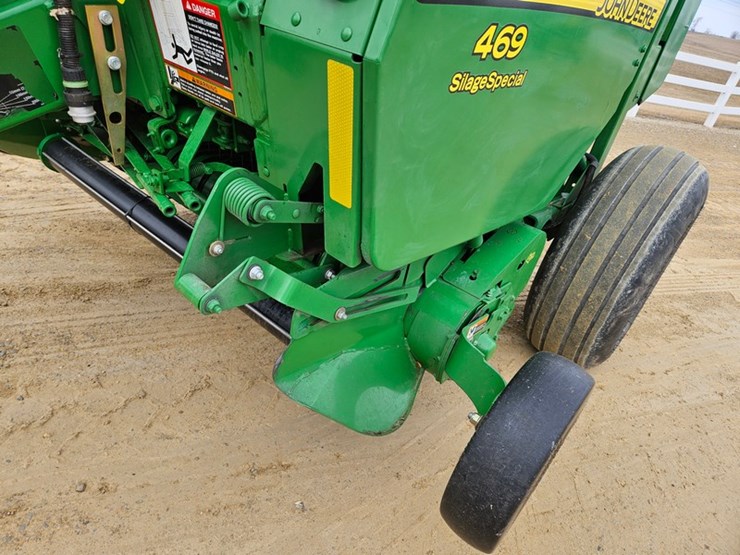 john-deere-469-image-20