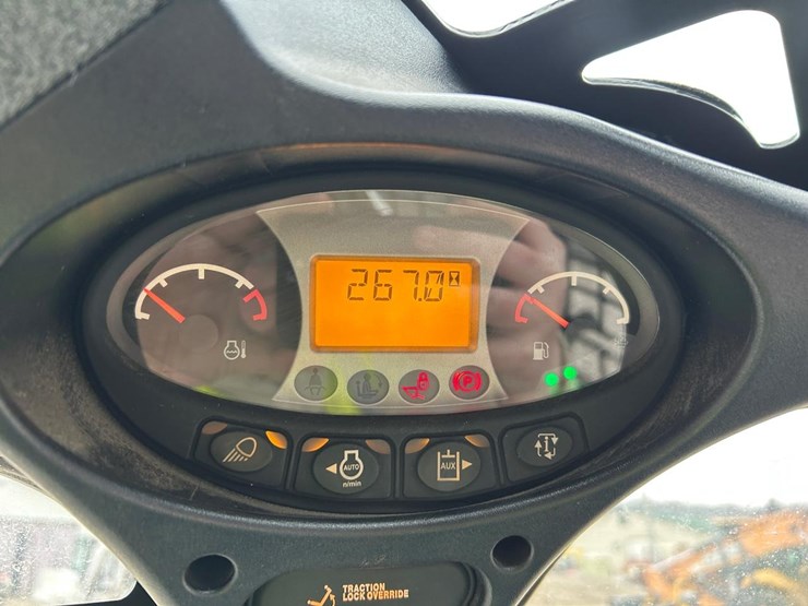 2022-bobcat-t770-image-20