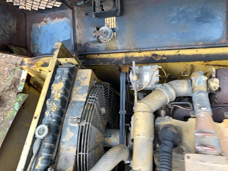 caterpillar-el180-image-40