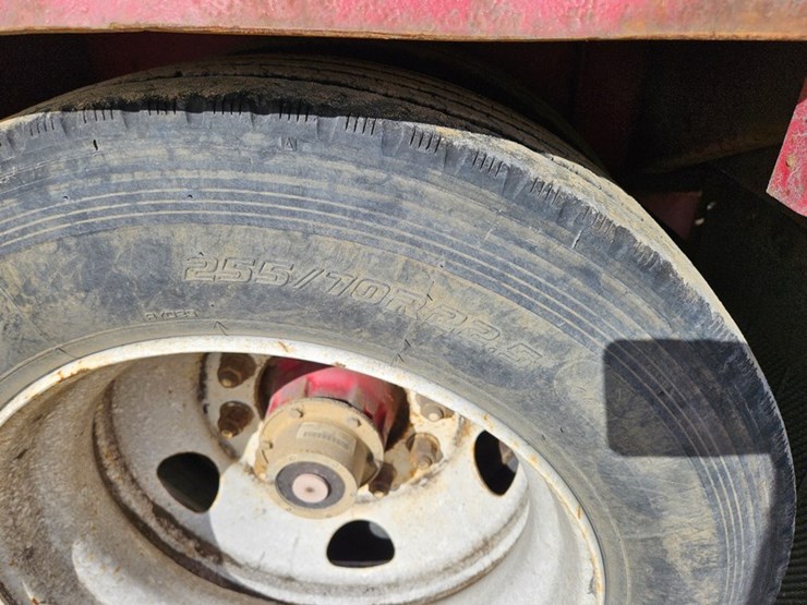 1999-fontaine-48-ft-image-31