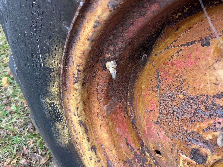 minneapolis-moline-445-image-46