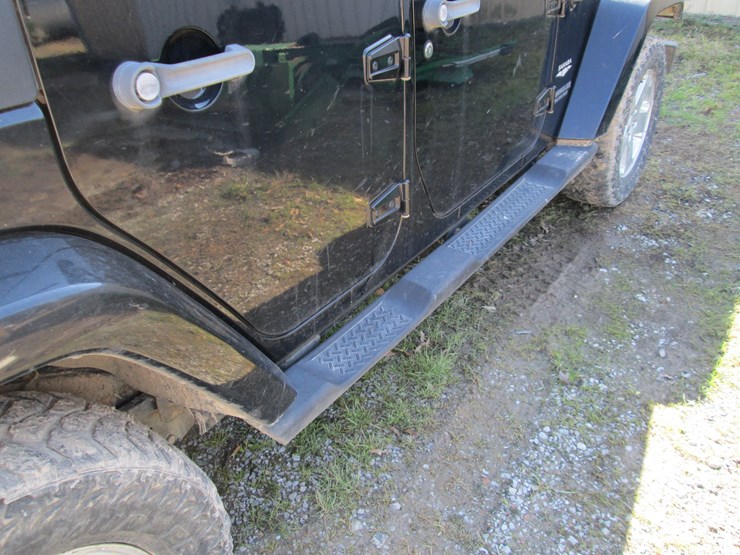 2010-jeep-wrangler-image-10