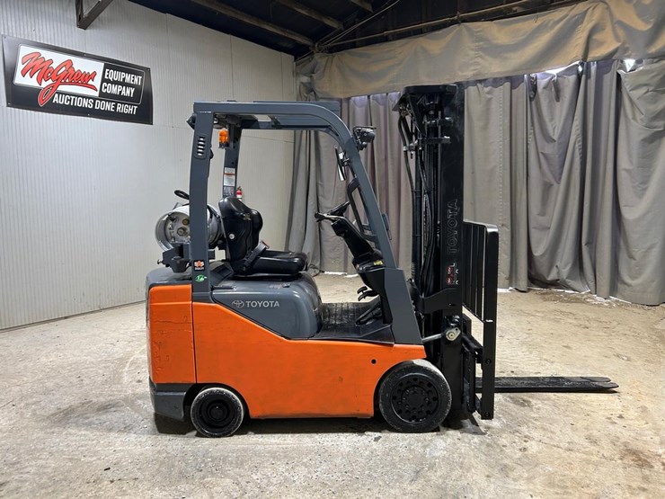 2020-toyota-8fgcsu20-image-5