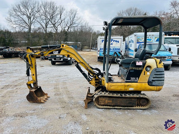 2002-caterpillar-301.5-image-2