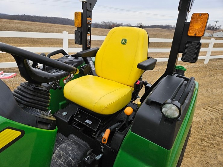2025-john-deere-2038r-image-49