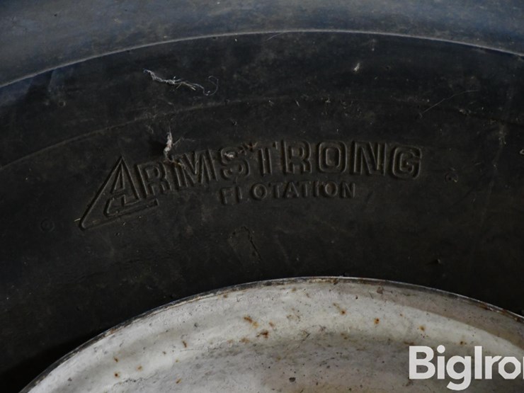 armstrong-16.5l-16.1-tire-on-8-bolt-rim-image-11