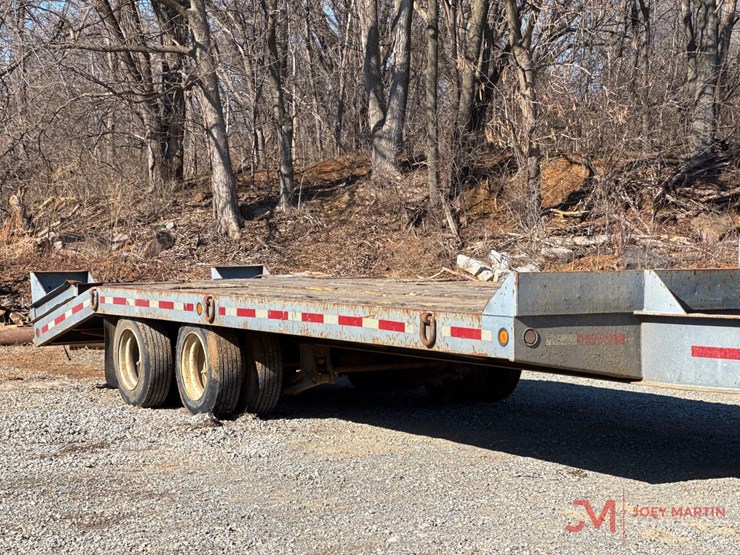 24'-tag-trailer-image-1