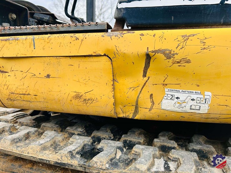 2002-caterpillar-301.5-image-52