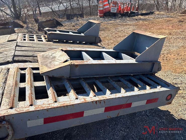 24'-tag-trailer-image-11