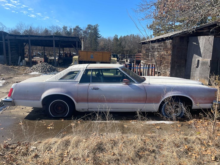 #13066-•-1977-ford-ltdll-(no-title)-image-4