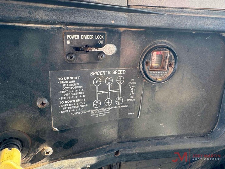 1999-international-4900-image-28