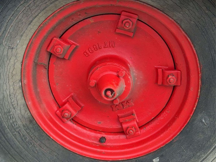 minneapolis-moline-udlx-image-34