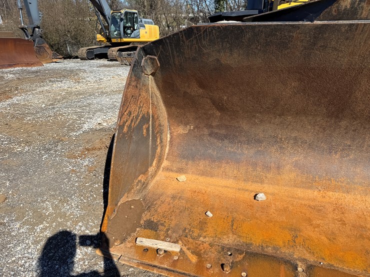 2016-caterpillar-938m-image-9