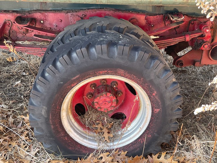 1976-ford-f350-image-15