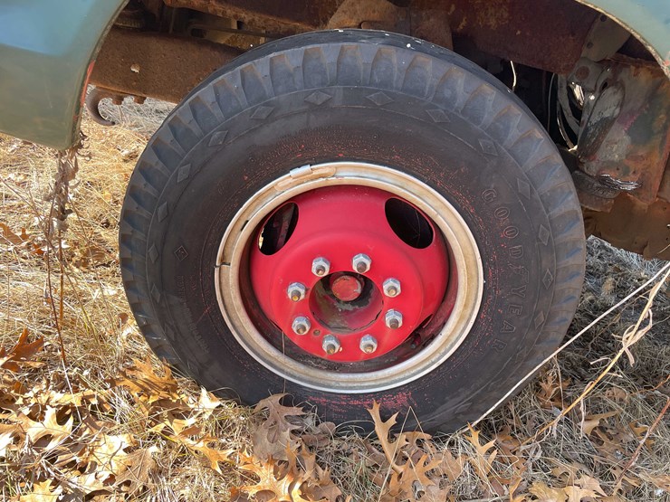 1976-ford-f350-image-9