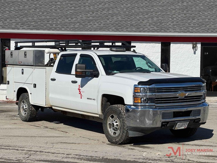 2017-chevrolet-2500-image-1