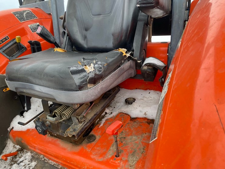 kubota-m7040-image-42