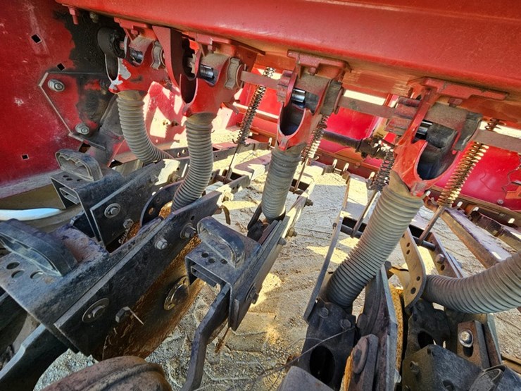 case-ih-5100-image-19