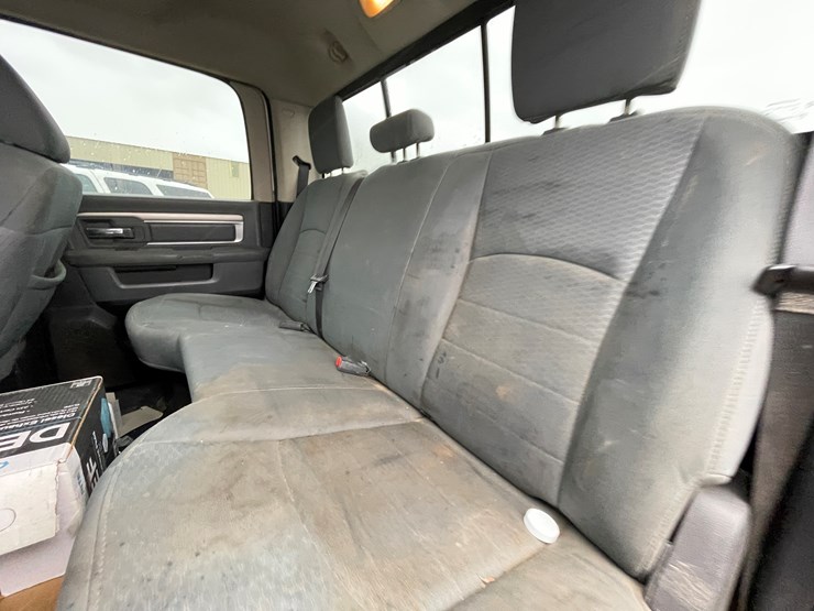 2014-dodge-2500-image-72