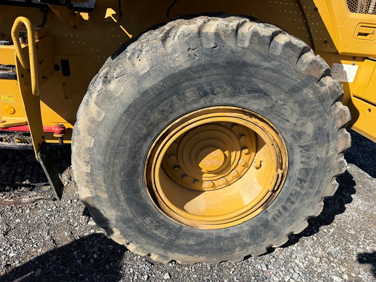 2016-caterpillar-938m-image-80