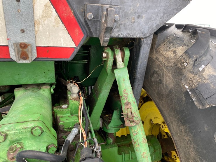 john-deere-4640-image-28