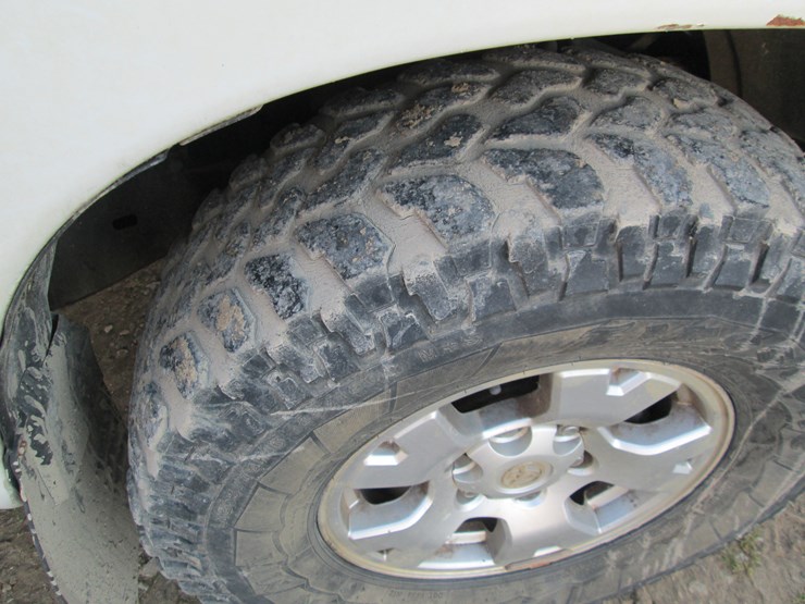 2000-toyota-tundra-image-14