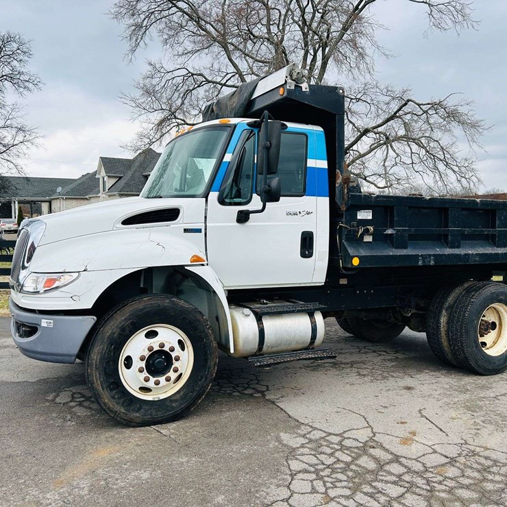 2012 INTERNATIONAL DURASTAR 4300