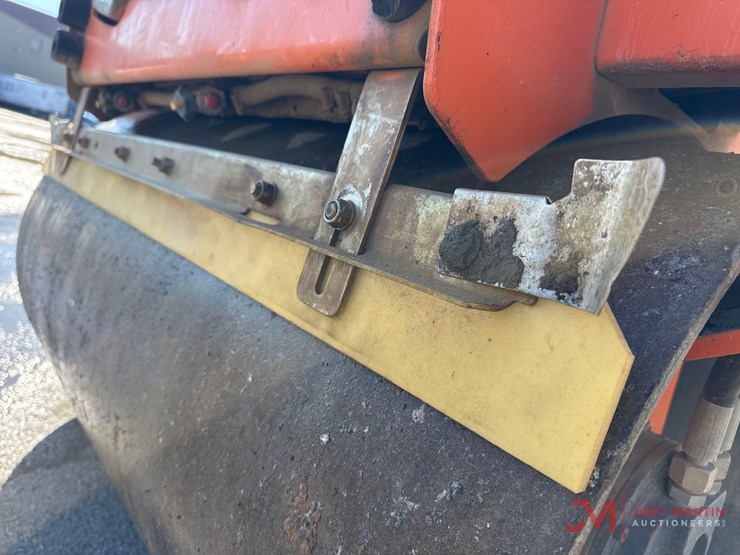 2010-hamm-hd12-image-8