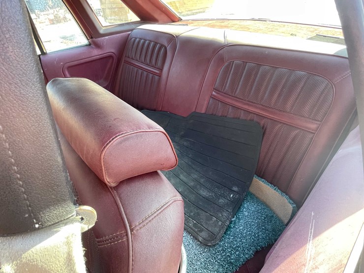 #13066-•-1977-ford-ltdll-(no-title)-image-47