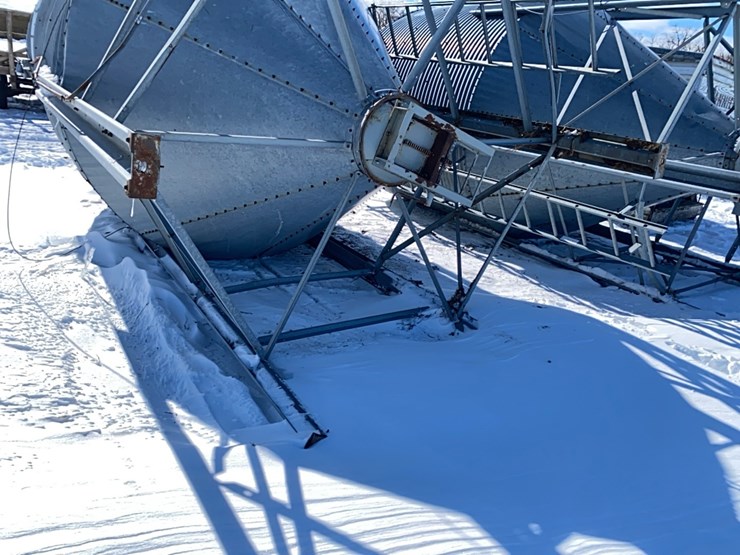 brock-14-ton-3-ring-grain-bin-image-5
