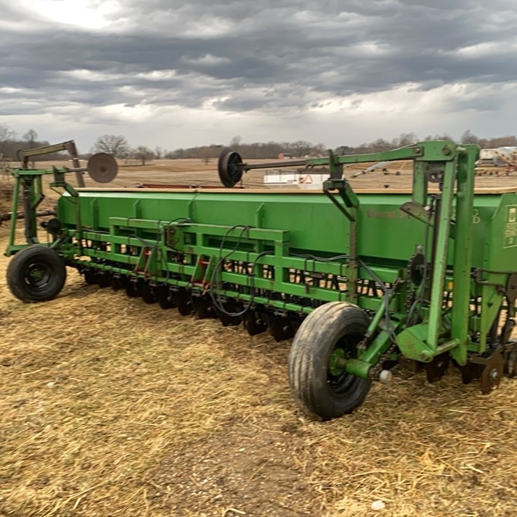 GREAT PLAINS SOLID STAND 20