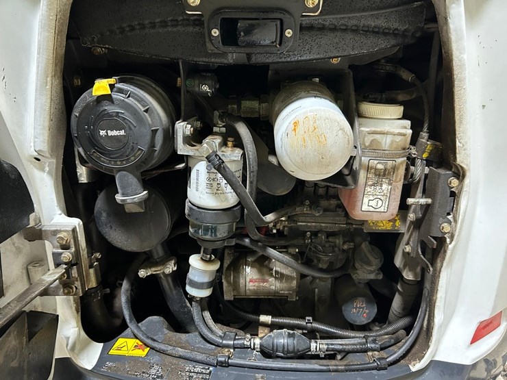 2021-bobcat-e20-image-14