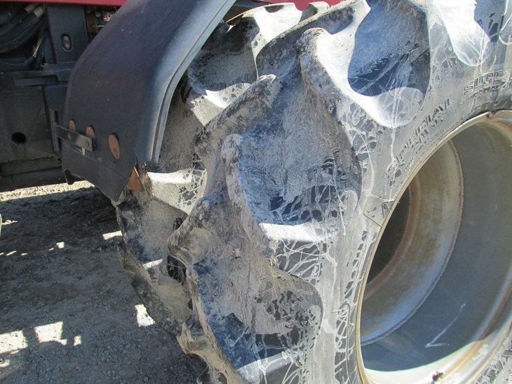 case-ih-magnum-305-image-14