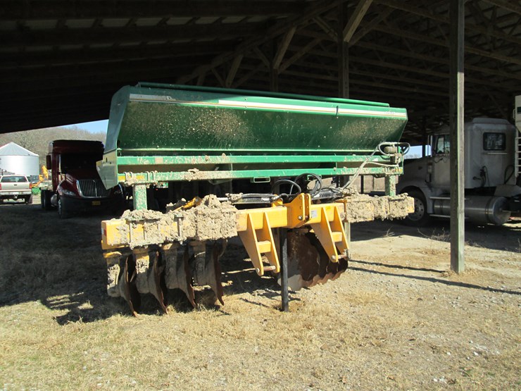 #27299-•-nammco-xhddb-8-levee-plow-w/ls-12-seeder-2687-image-2