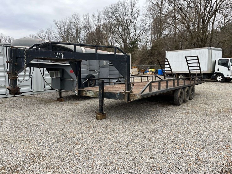 gooseneck-24-ft-image-1