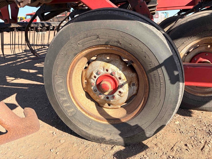 case-ih-4800-image-14