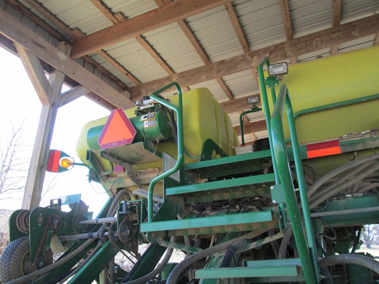 john-deere-1790-image-15