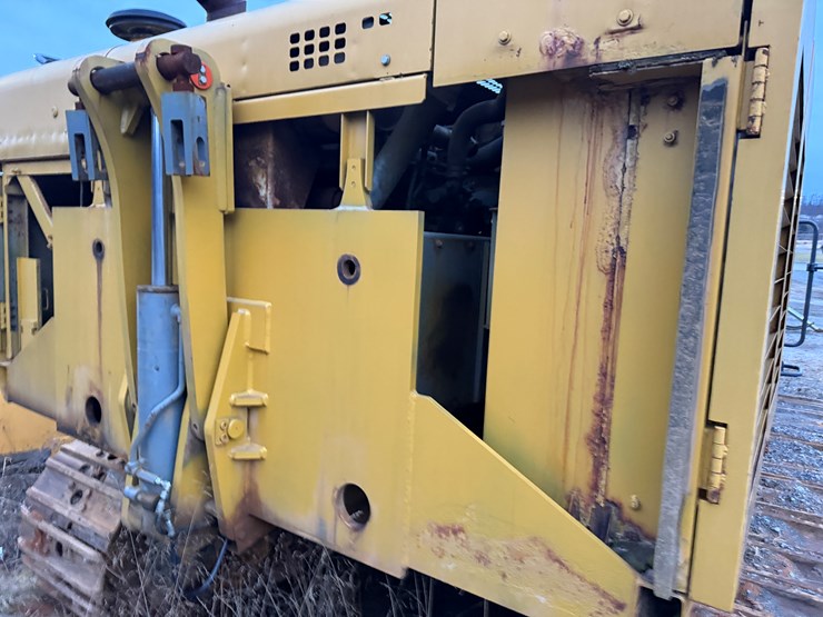 2006-deere-650d-lc-image-23