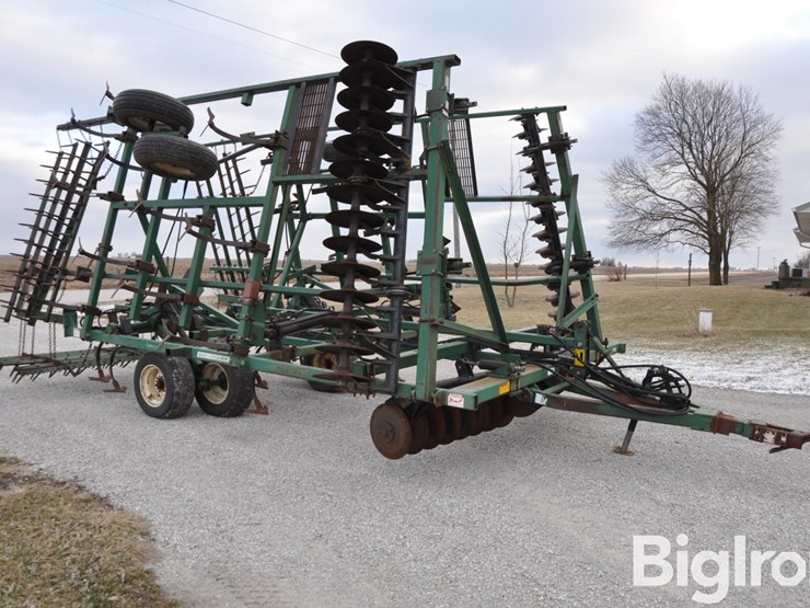 glencoe-27'-mulch-finisher-image-3