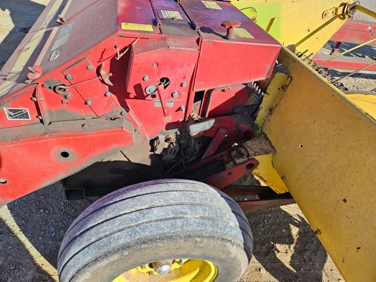 new-holland-892-image-17