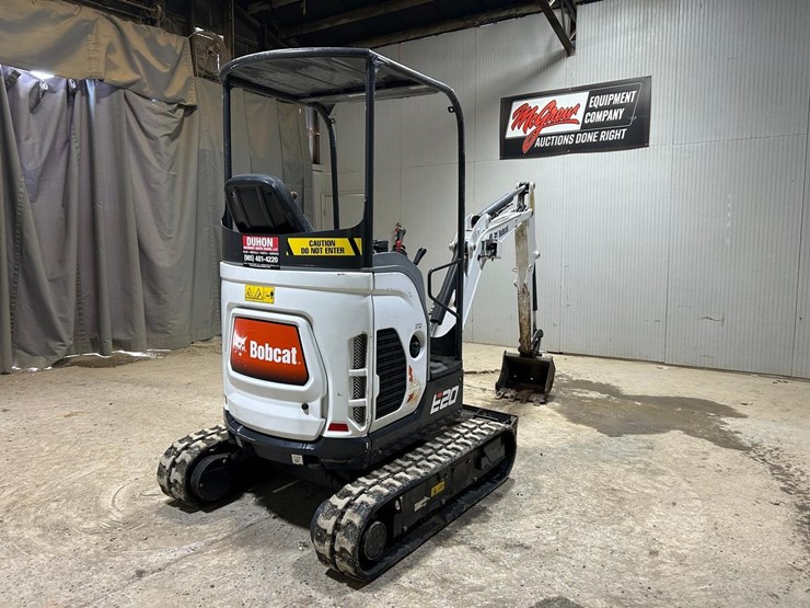 2021-bobcat-e20-image-4