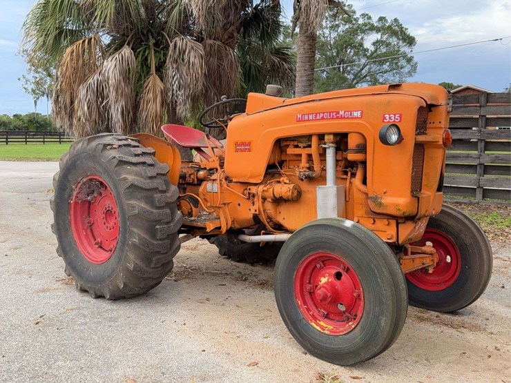 minneapolis-moline-335-image-1