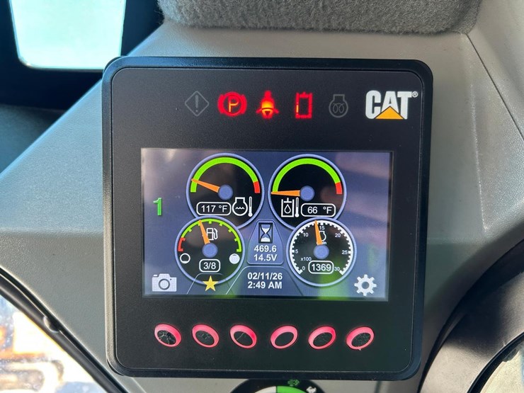 2022-caterpillar-262d3-image-18