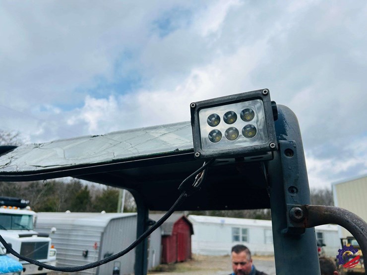 2002-caterpillar-301.5-image-45