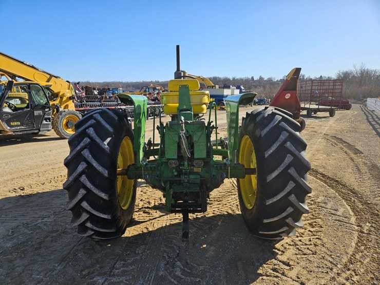 john-deere-4020-image-4