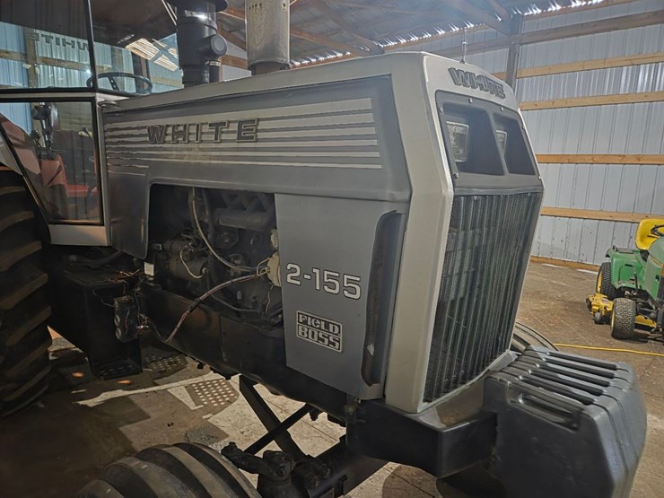 1979-white-2-155-image-32