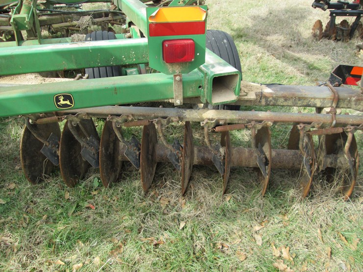 john-deere-637-image-14