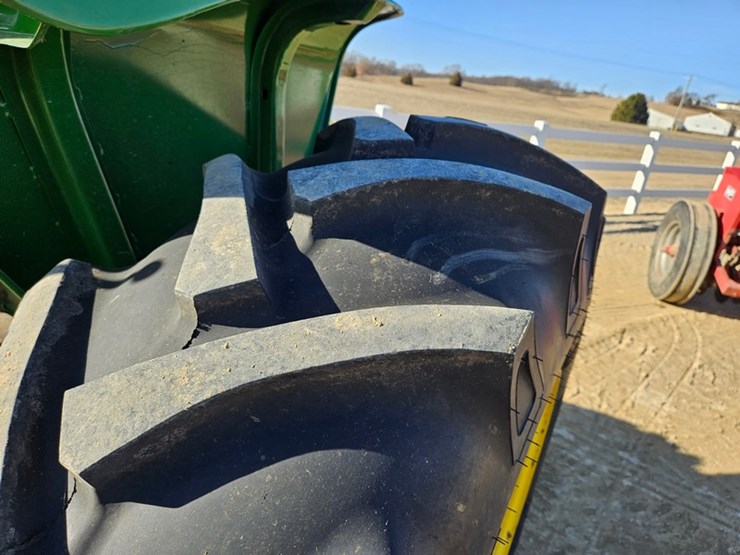 john-deere-4020-image-35