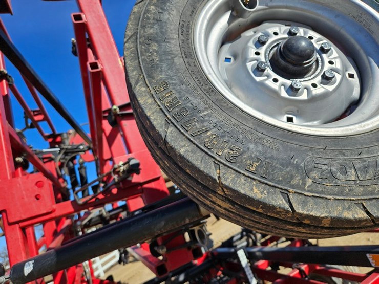 case-ih-200-image-43