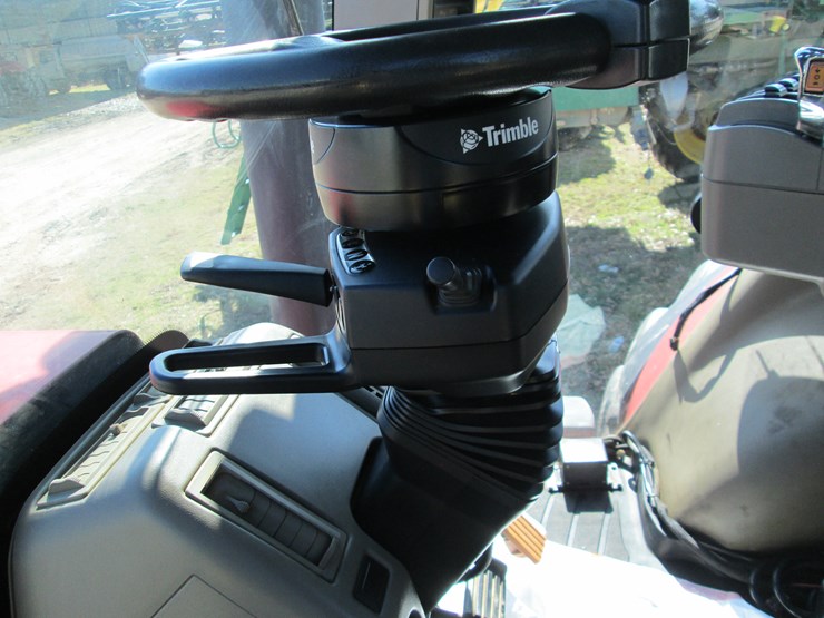 case-ih-magnum-305-image-36